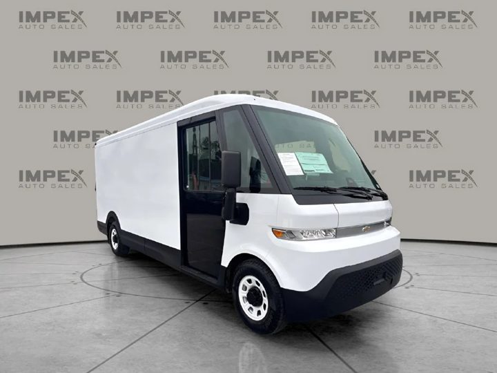 Chevrolet BrightDrop, Spyne 3