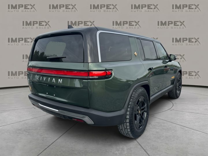 Rivian R1S, Moussawir 4