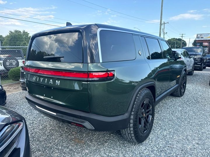 Rivian R1S, Your photo 4