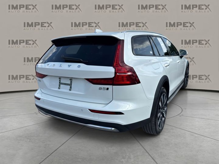 Volvo V60 Cross Country, Moussawir 4