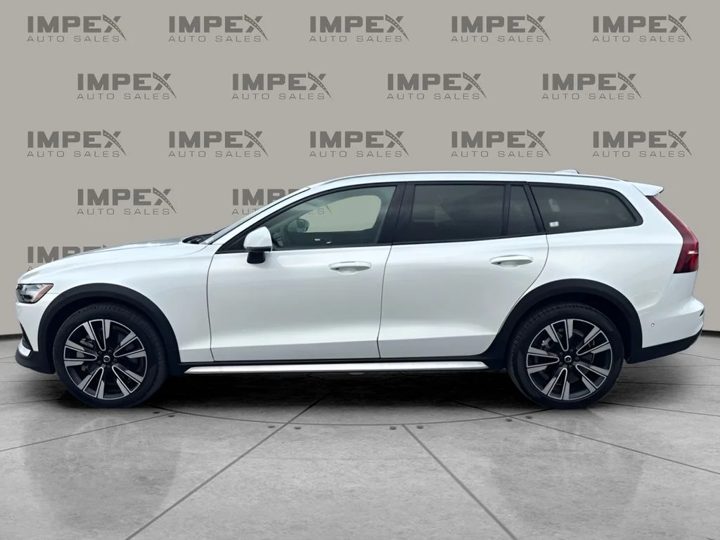 Volvo V60 Cross Country, Spyne 2
